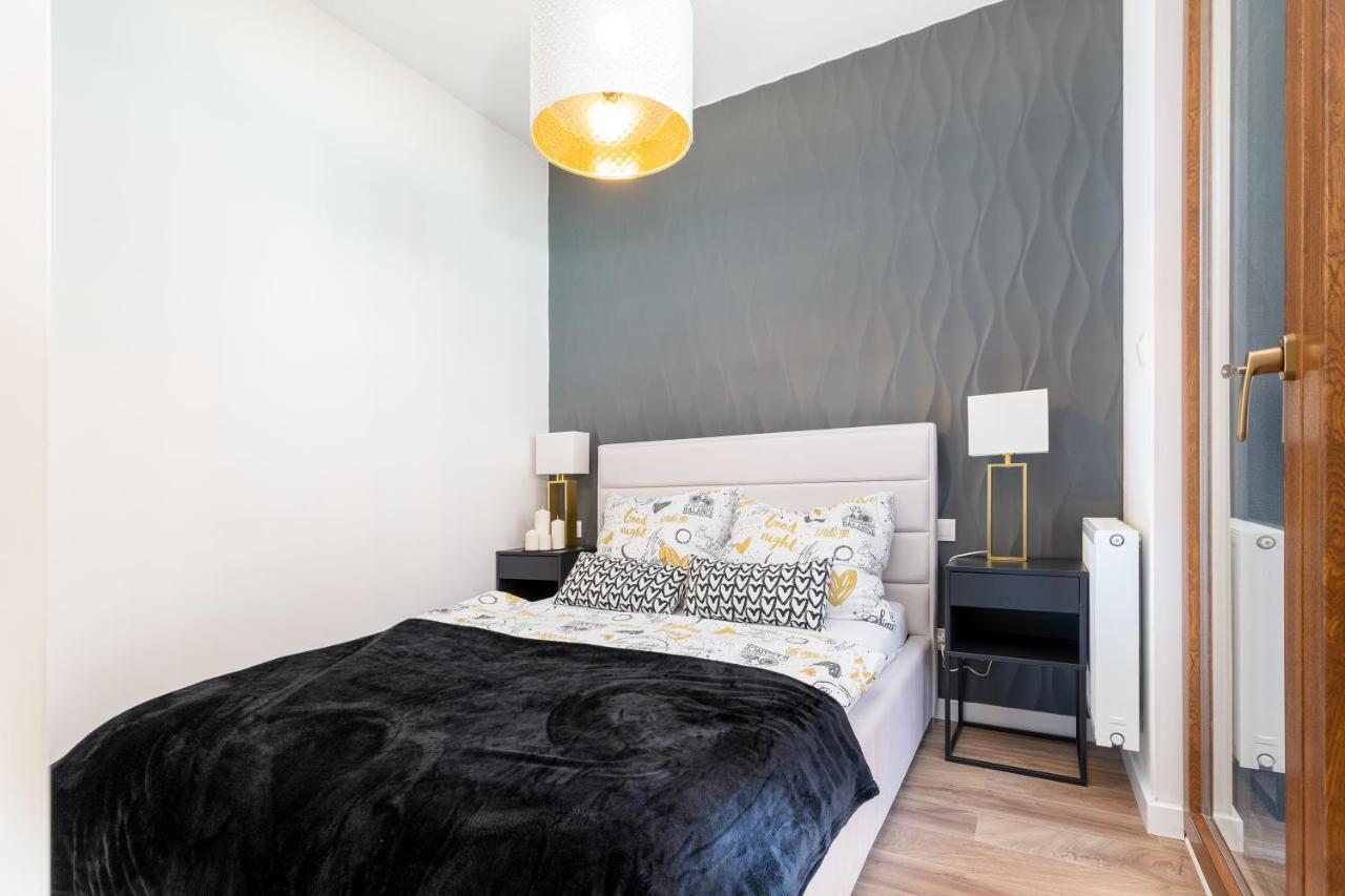 New Apartment, Private Patio Appartement
